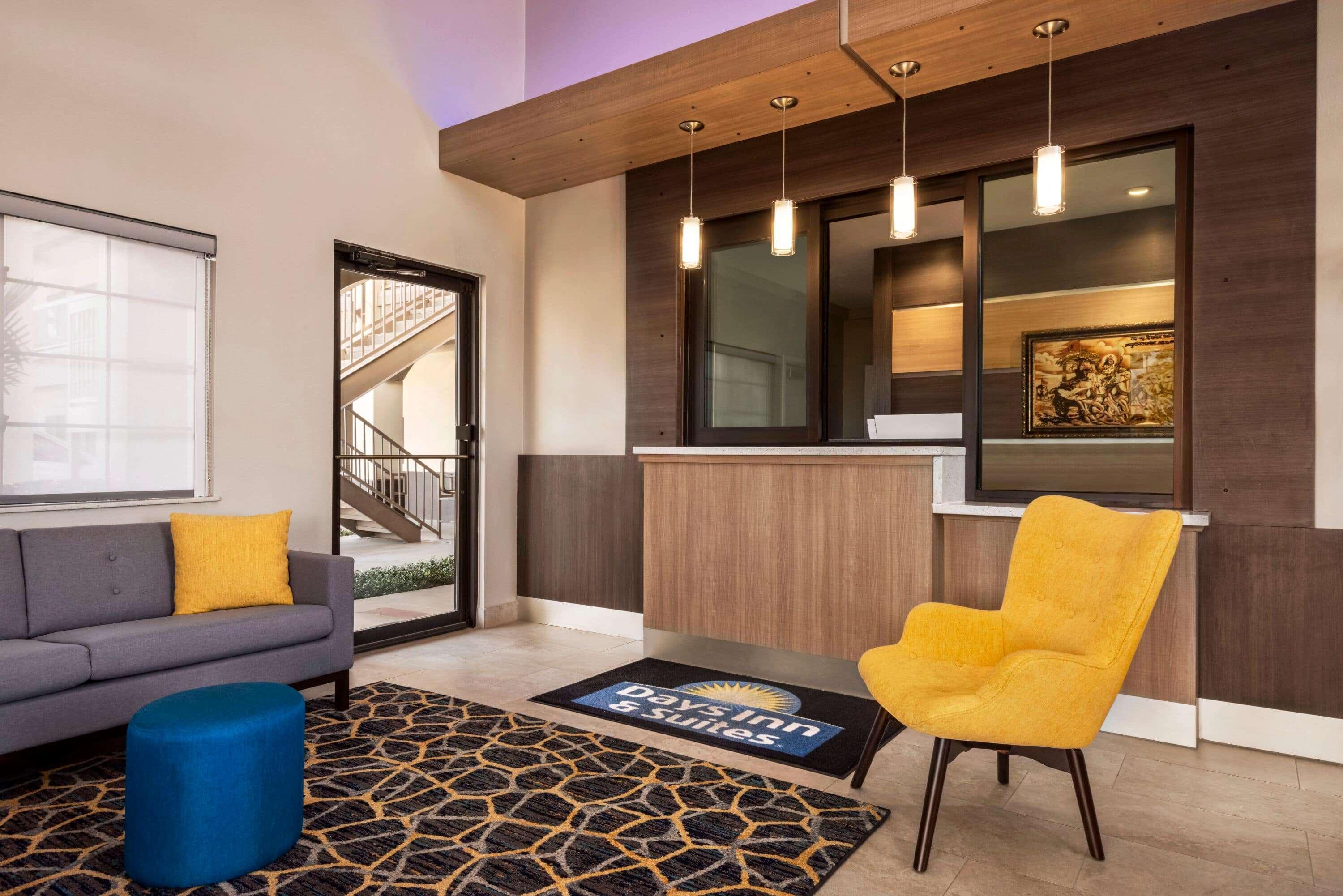 Days & By Wyndham Hobby Airport 3*