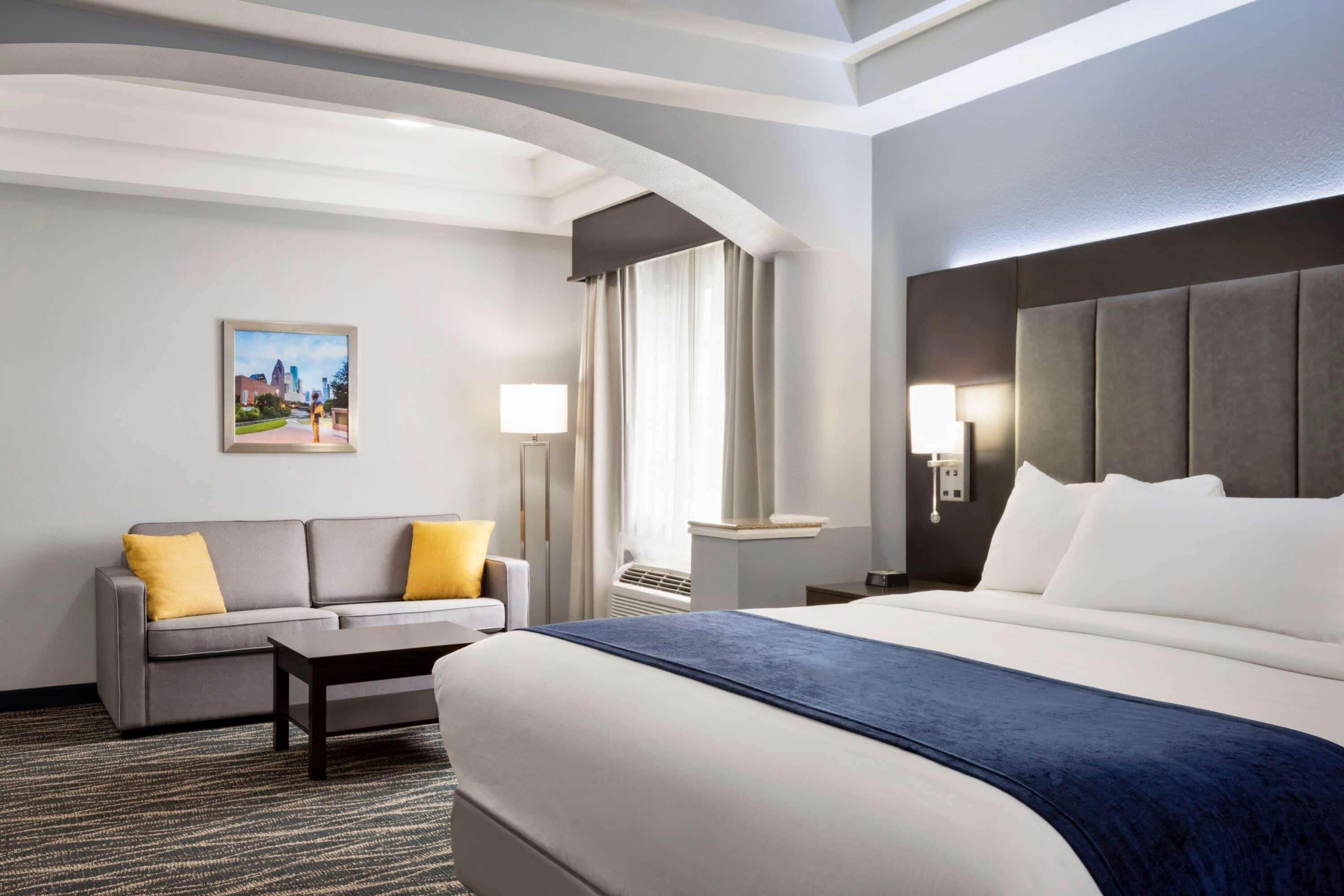 Hotel Days & By Wyndham Hobby Airport 3*