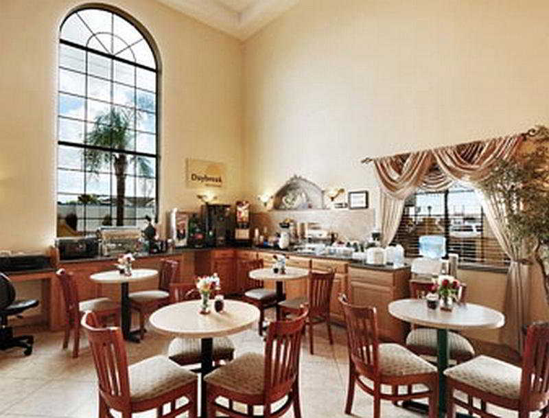 Hotel Days & By Wyndham Hobby Airport